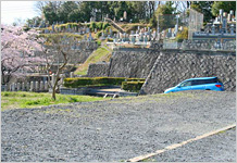 奈良市二名１丁目の法融寺墓地　駐車場の写真